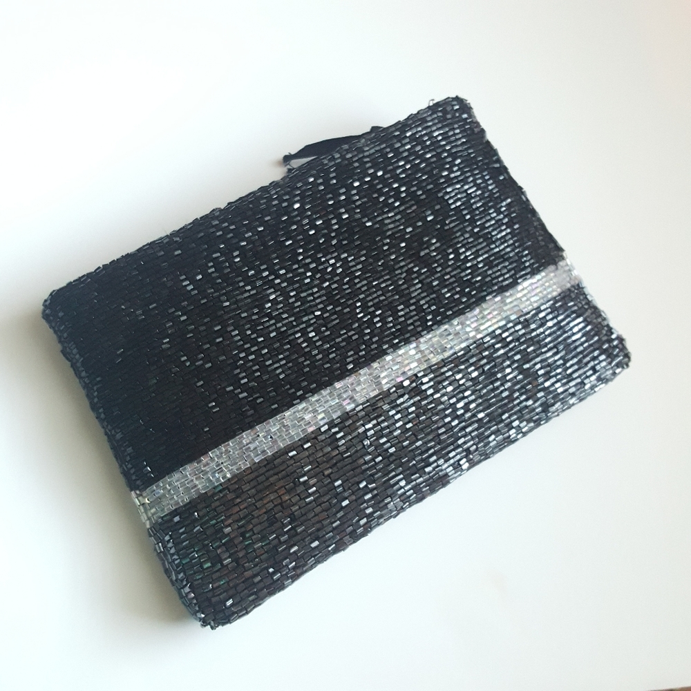 Neiman Marcus Hand Beaded evening pouch clutch